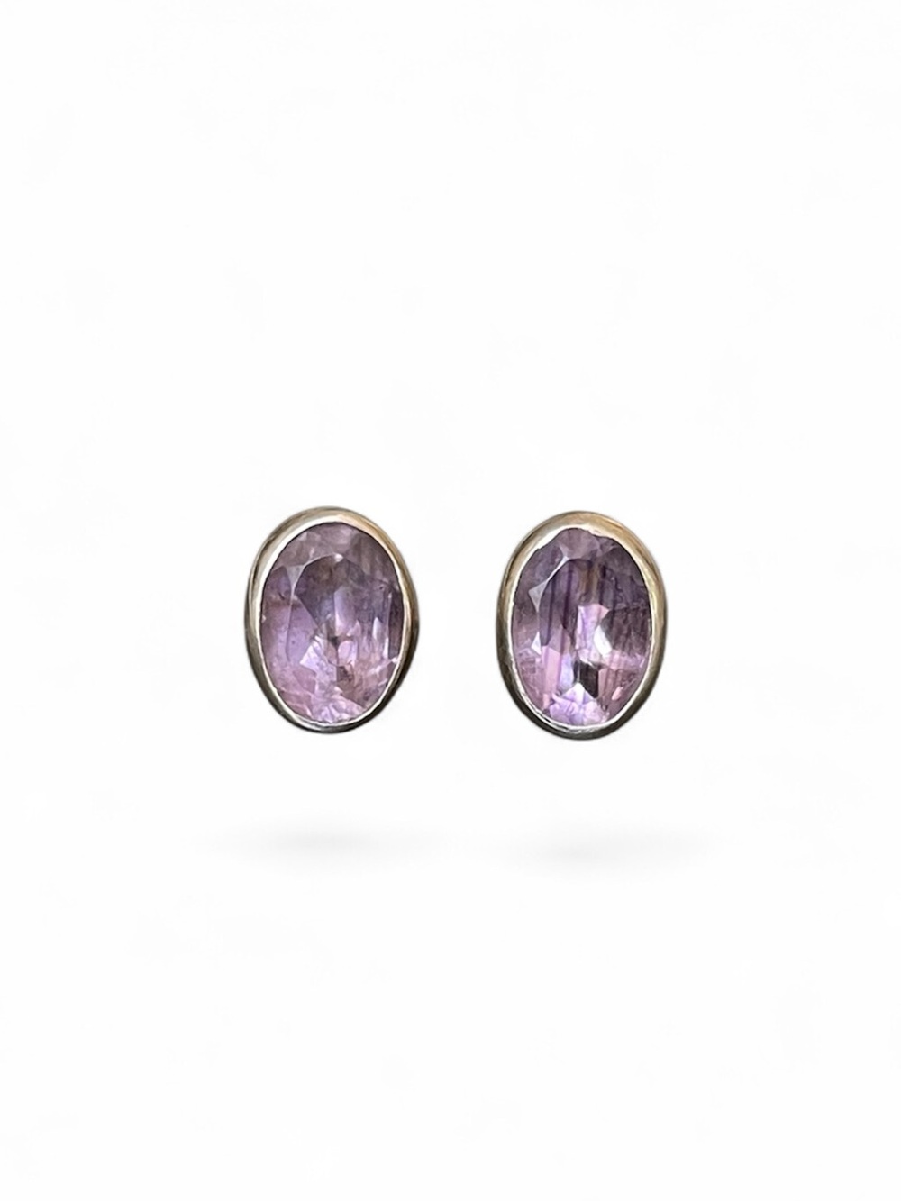 Natural Amethyst Stud Earrings in 925 Sterling Silver
VIBES Handmade!
